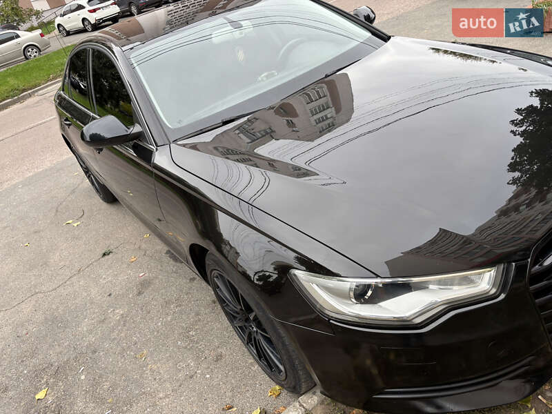 Седан Audi A6 2013 в 