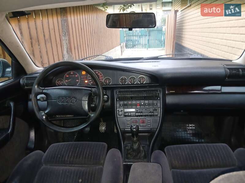 Универсал Audi A6 1996 в Ивано-Франковске