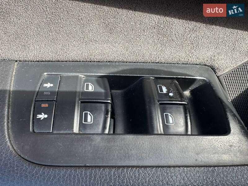 Седан Audi A6 2004 в Киеве