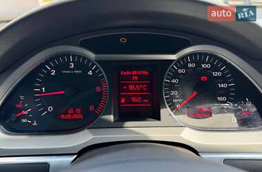 Седан Audi A6 2004 в 