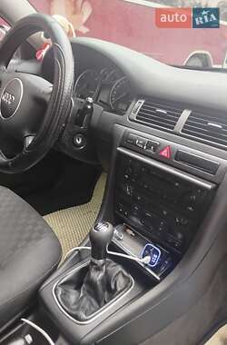 Універсал Audi A6 2001 в 