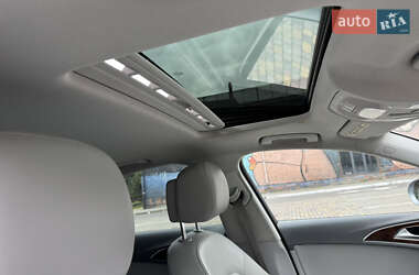 Седан Audi A6 2013 в 