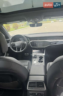 Седан Audi A6 2019 в 