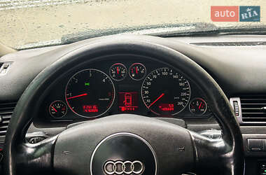 Универсал Audi A6 2004 в 