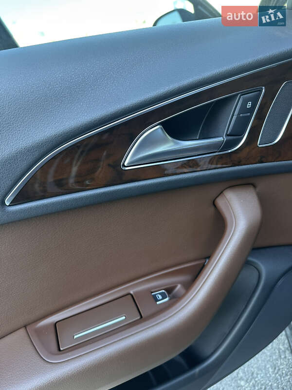 Седан Audi A6 2017 в Киеве