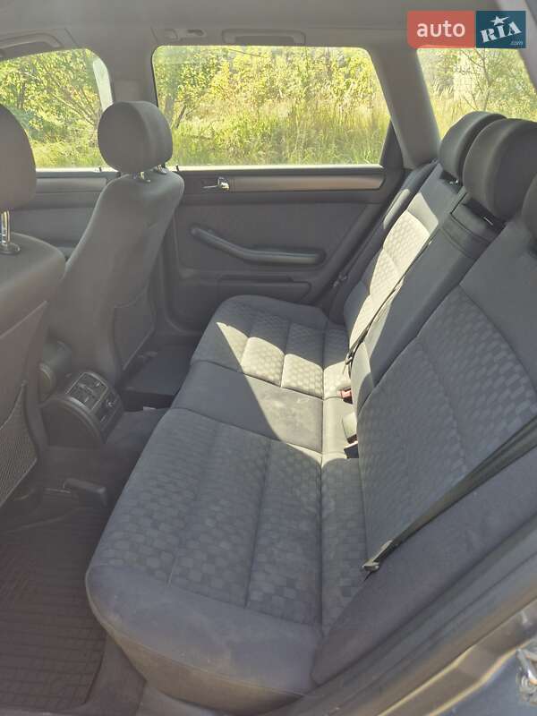 Універсал Audi A6 1998 в Брусилові