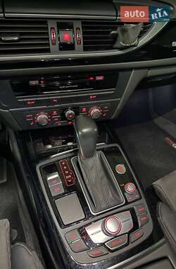 Седан Audi A6 2015 в 
