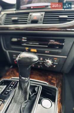 Седан Audi A6 2013 в 