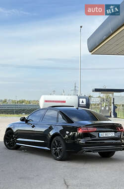 Седан Audi A6 2015 в 