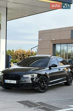 Седан Audi A6 2015 в 
