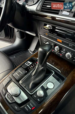 Седан Audi A6 2015 в 