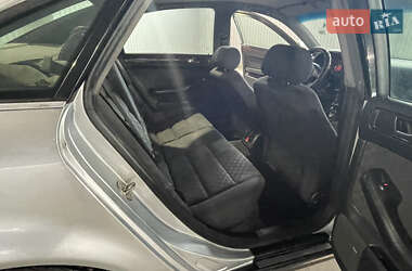 Седан Audi A6 1999 в 