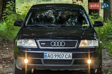 Седан Audi A6 2001 в 