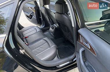 Седан Audi A6 2012 в 