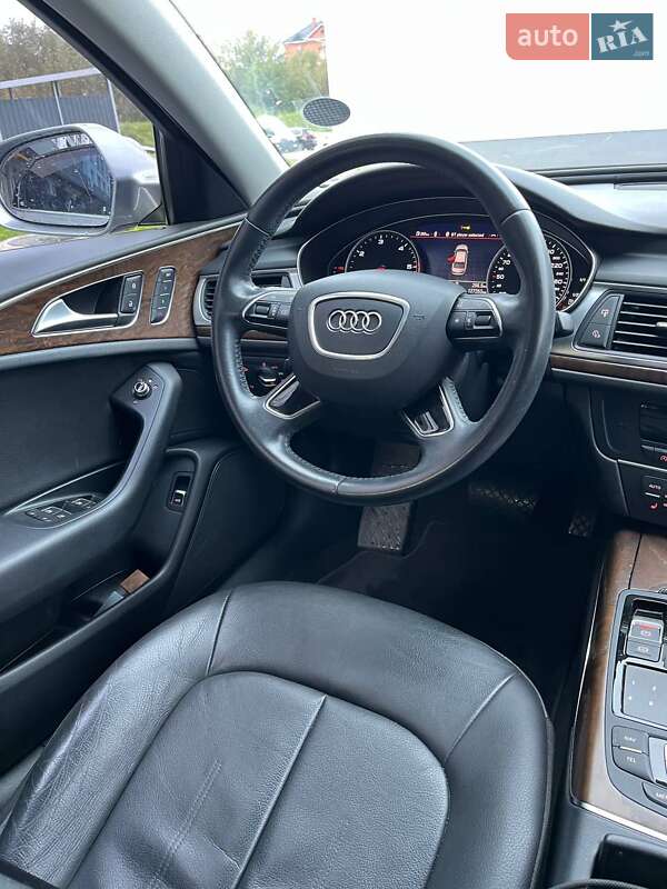 Седан Audi A6 2015 в Новояворовске