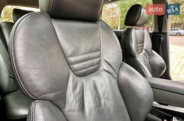 Универсал Audi A6 2001 в 
