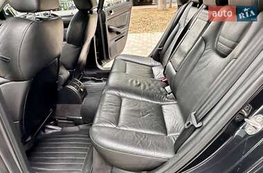 Универсал Audi A6 2001 в 