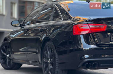 Седан Audi A6 2012 в 