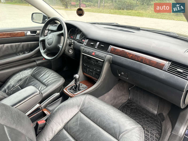 Универсал Audi A6 2003 в Костополе