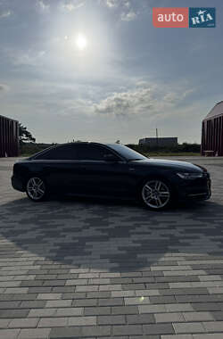 Седан Audi A6 2016 в 