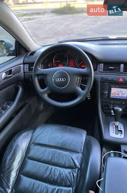 Универсал Audi A6 2004 в 