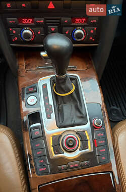 Седан Audi A6 2010 в 