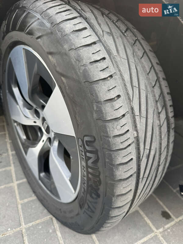 Седан Audi A6 2005 в Вільнянську