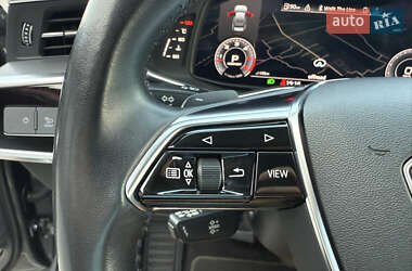 Седан Audi A6 2020 в 