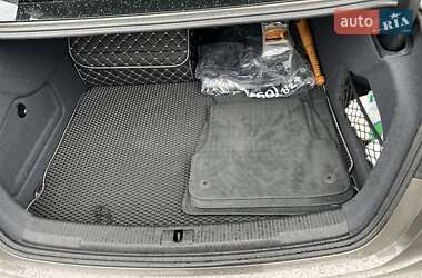 Седан Audi A6 2014 в 