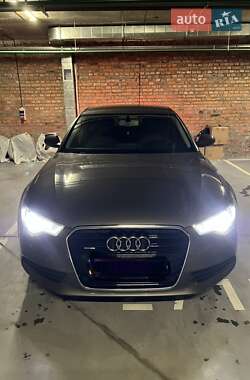 Седан Audi A6 2014 в Киеве