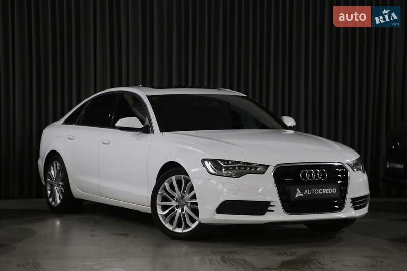 Седан Audi A6 2013 в 