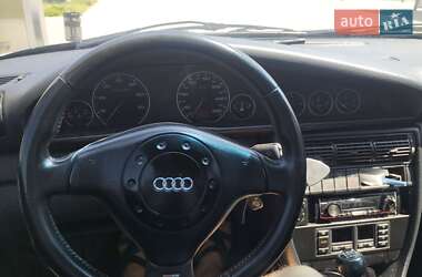 Седан Audi A6 1995 в  фото 26 Седан Audi A6 1995 в