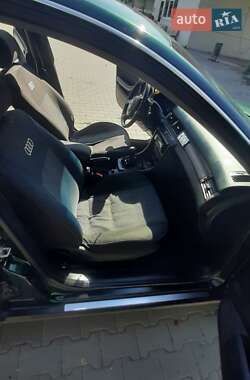 Седан Audi A6 1999 в 