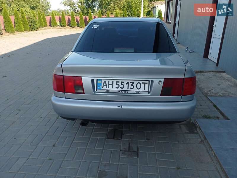 Седан Audi A6 1996 в Виннице
