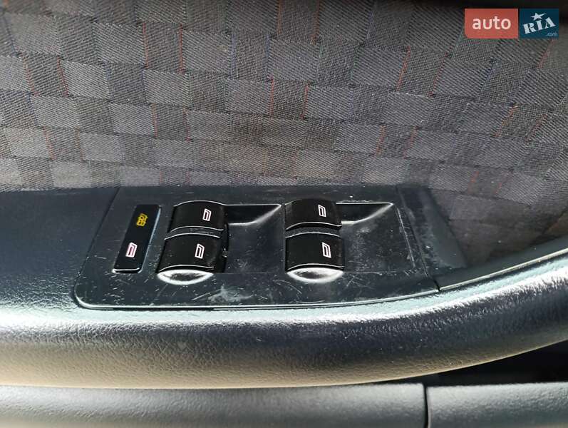 Універсал Audi A6 1999 в Миколаєві