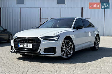 Седан Audi A6 2022 в 