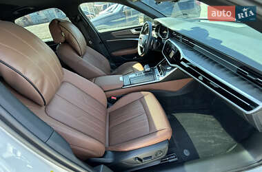 Седан Audi A6 2022 в 