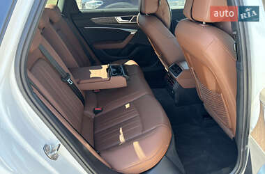 Седан Audi A6 2022 в 
