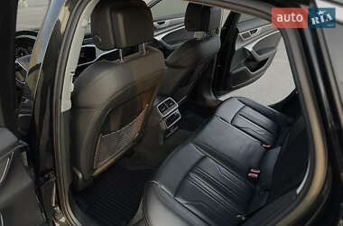 Седан Audi A6 2018 в 