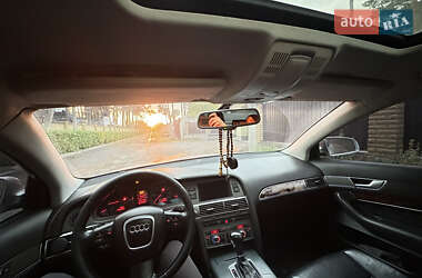 Седан Audi A6 2004 в 