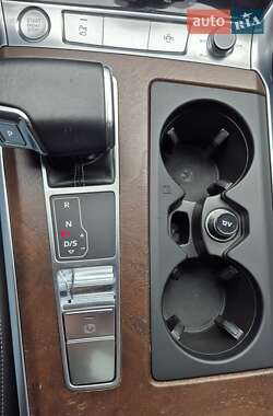 Седан Audi A6 2020 в 