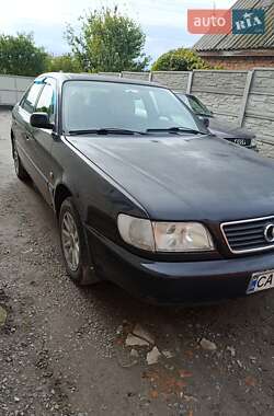 Седан Audi A6 1995 в  фото 5 Седан Audi A6 1995 в