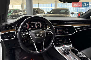 Седан Audi A6 2019 в 