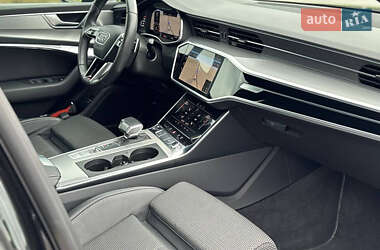 Седан Audi A6 2021 в 