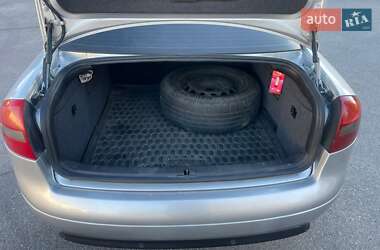 Седан Audi A6 2001 в 
