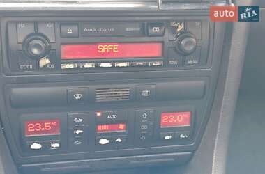 Седан Audi A6 2001 в 