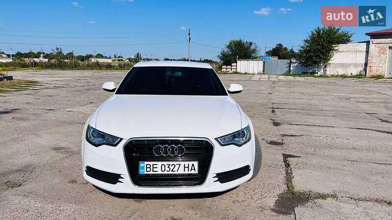 Седан Audi A6 2011 в Новом Буге