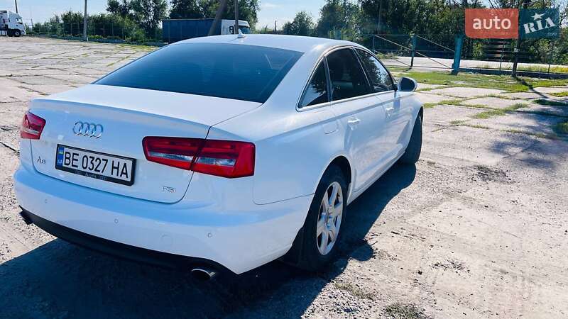 Седан Audi A6 2011 в Новом Буге