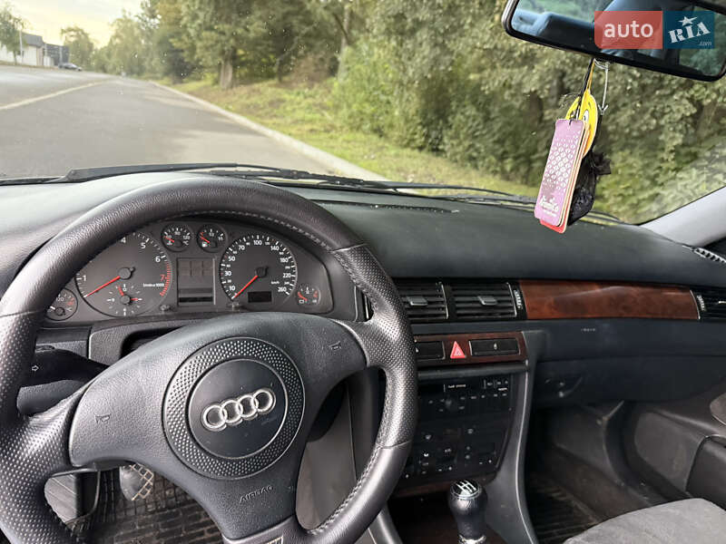 Седан Audi A6 1998 в Бурштыне