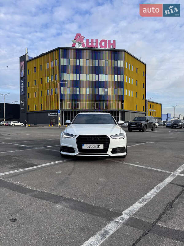 Седан Audi A6 2015 в Киеве
